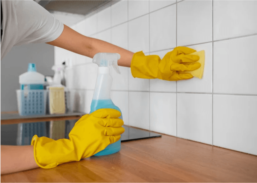 How to clean your kitchen tiles fast & easy.